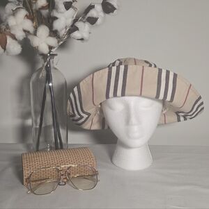 Burberry Vintage Bucket Hat